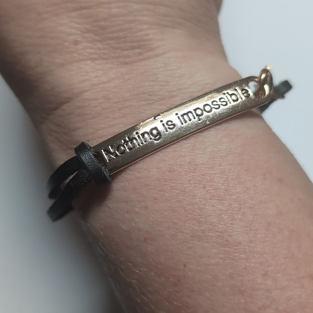 523 Black Leather Straps Silver Engraved‎ "Nothing is Impossible" Bracelet